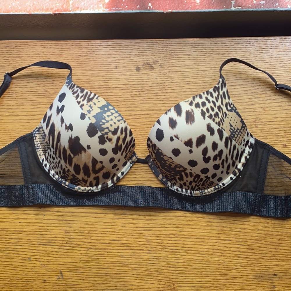 Leopard 🐆 design very sexy push up bra